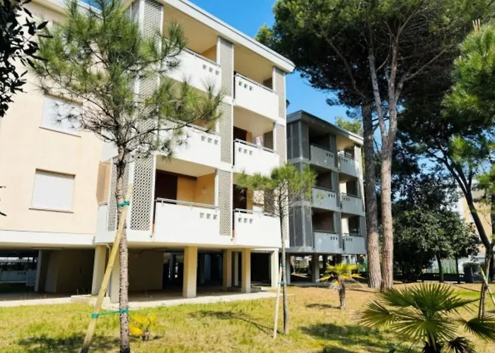 Апартаменты Flat A Few Steps From The Sea Бибионе